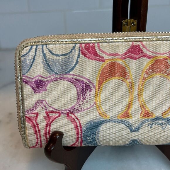 Coach Wallet Poppy Dream Multi-Color Scribble Logo Clutch Wallet - Picture 5 of 16